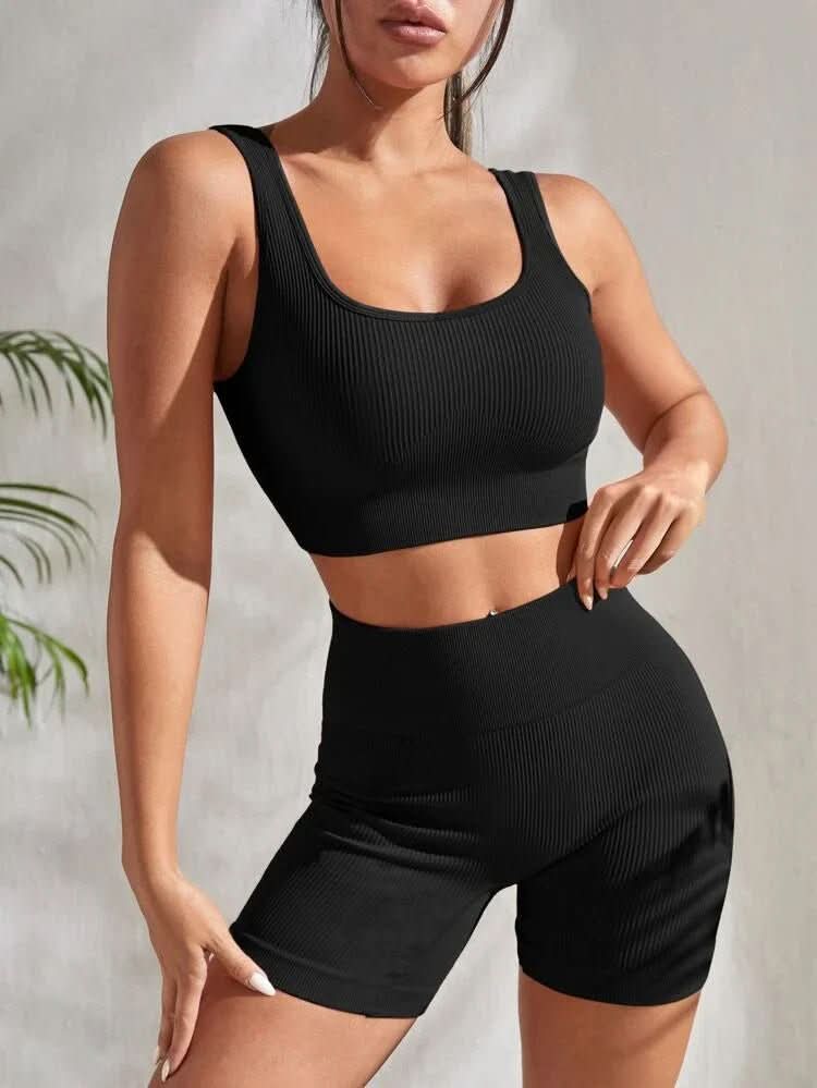 SIENNA FITNESS SET – 2-Piece Workout Outfit for Comfort & Flexibility
