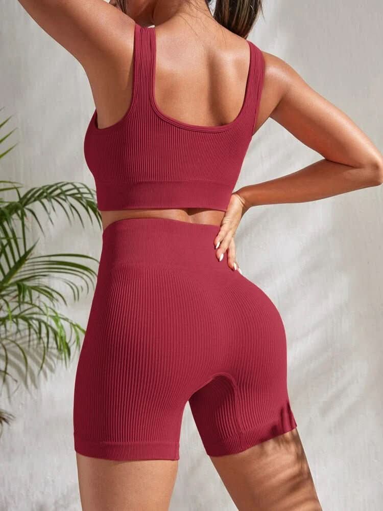 SIENNA FITNESS SET – 2-Piece Workout Outfit for Comfort & Flexibility