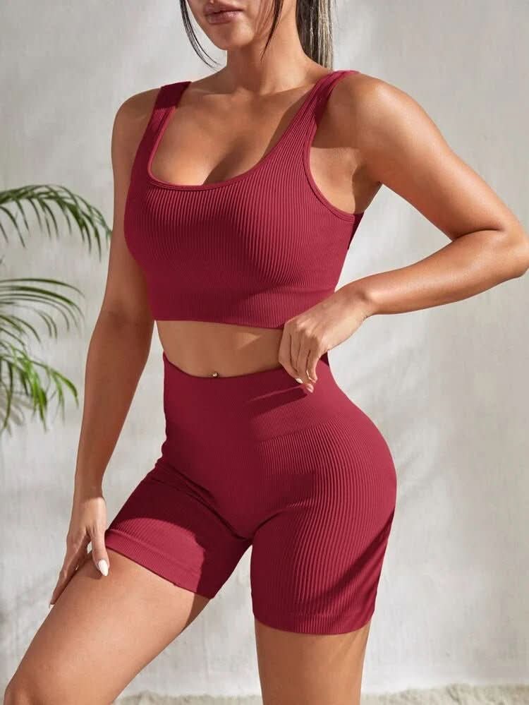 SIENNA FITNESS SET – 2-Piece Workout Outfit for Comfort & Flexibility